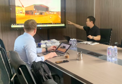 Khách hàng Vương quốc Anh kiểm tra hệ thống máy nén AIRERA trước khi giao hàng